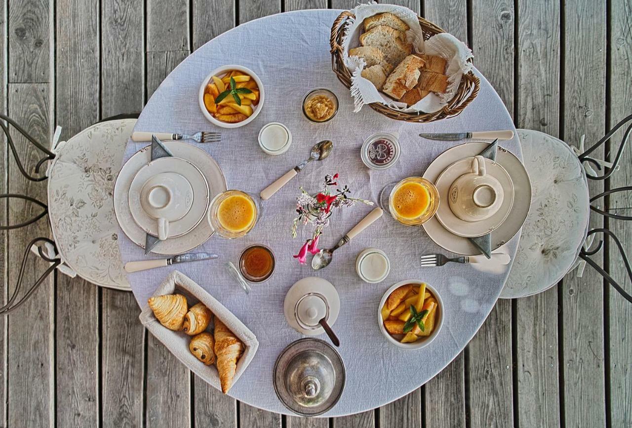 Le Moulin De Picaud Bed & Breakfast Grans Eksteriør bilde